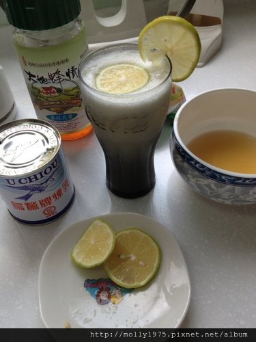 DIY偽飲料-花蓮佳興冰果室之煉乳檸檬汁
