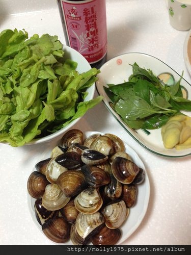 【湯品料理】蛤蠣薑絲茼萵湯