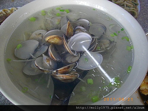 2011年8月21日三重天橋下炒羊肉