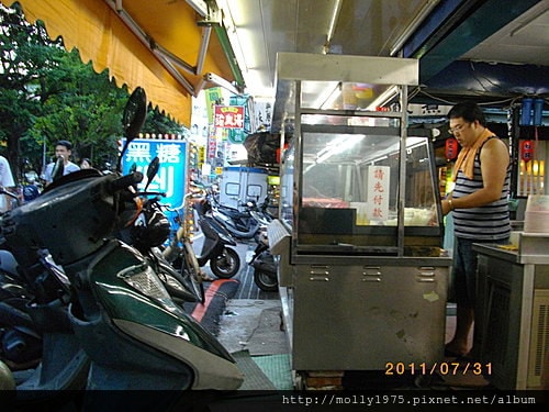 2011年7月31日-三重三合夜市-文化北路黑糖剉冰