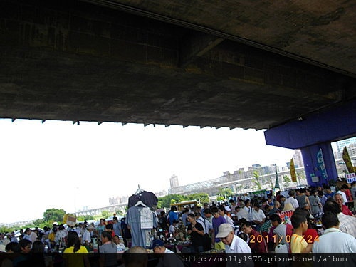 2011年7月24日三重重新橋跳蚤市場