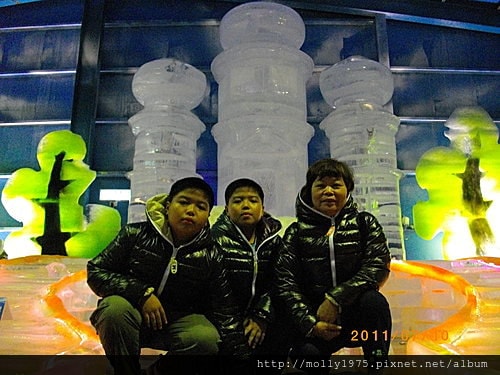 2011年7月10日兼差保母負18度南北極地展覽會