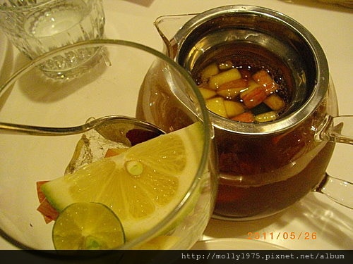 2011年5月26日東區名媛最愛的蜜糖吐司dazzling cafe