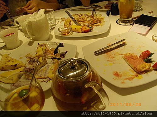 2011年5月26日東區名媛最愛的蜜糖吐司dazzling cafe