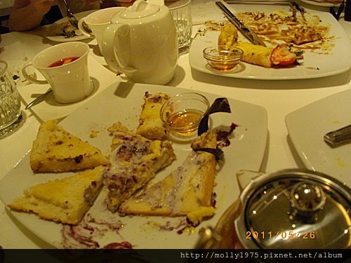 2011年5月26日東區名媛最愛的蜜糖吐司dazzling cafe