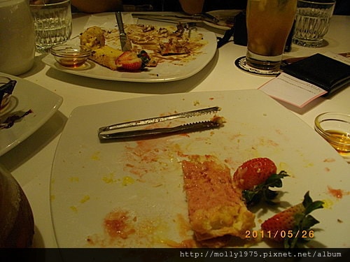 2011年5月26日東區名媛最愛的蜜糖吐司dazzling cafe