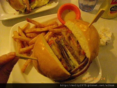 2011年04月24日-bravo burger 發福漢堡