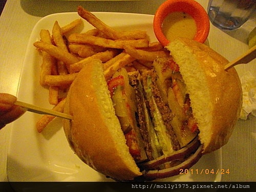 2011年04月24日-bravo burger 發福漢堡