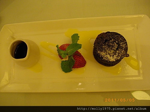 2011年05月05日-提前慶祝母親節-skylark加州風洋食館
