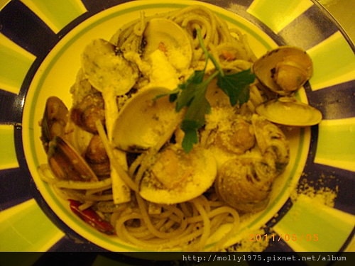 2011年05月05日-提前慶祝母親節-skylark加州風洋食館