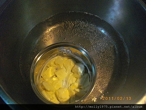 2011年2月13日自製巧克力草莓