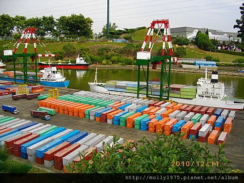 2010年12月11日小人國