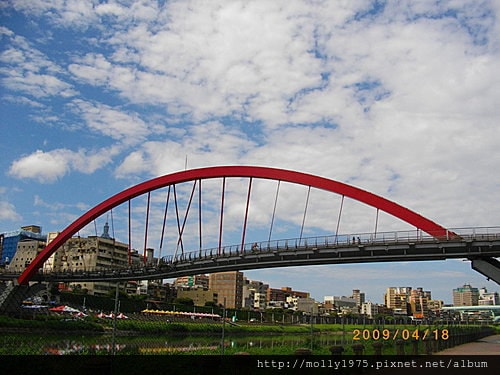 2009年4月彩虹橋